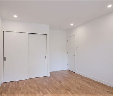 4390 Grand Boulevard - Photo 4