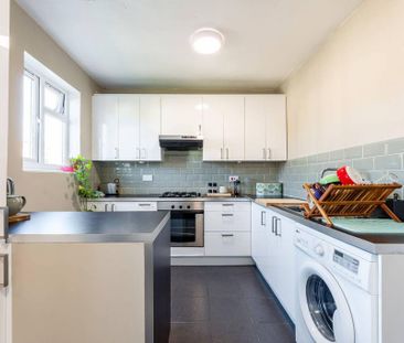 1 bedroom flat to rent - Photo 6