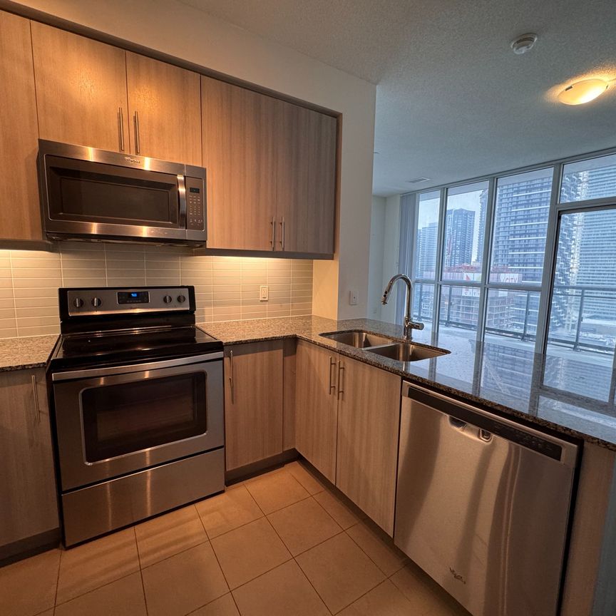 For Lease - 3975 Grand Park Drive Unit# 2009, Mississauga, Ontario - Photo 1
