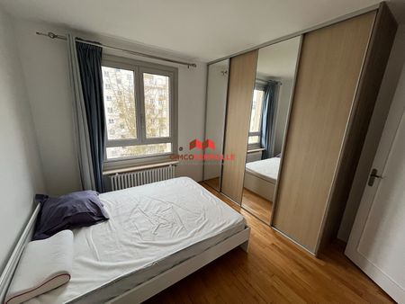 Location Appartement 2 pièces 51m² - Photo 3