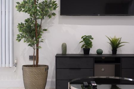 6 bedroom terraced house to rent - Photo 4