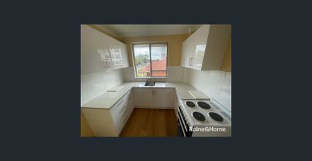 Charming Two-Bedroom Unit in Coniston - Photo 3