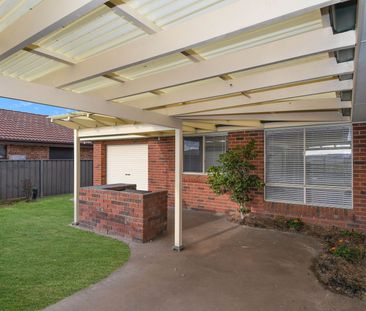 FAMILY HOME IN POPULAR LOCATION - Photo 3