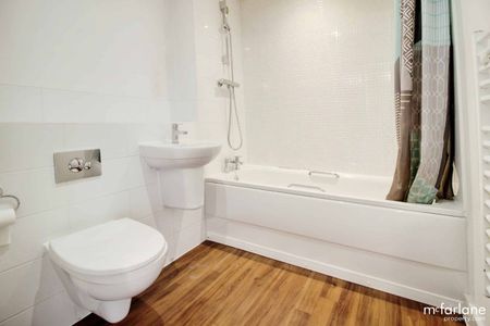 Cardean House Fire Fly Avenue, Swindon, Swindon, SN2 - Photo 5