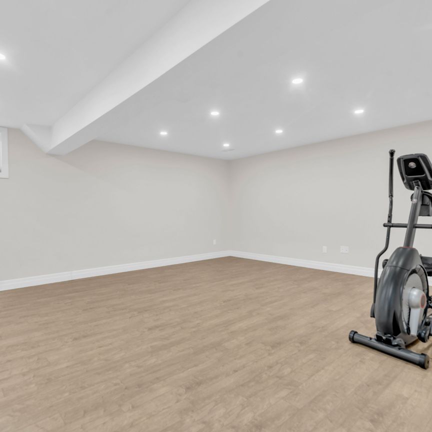 For Lease - 41 Samuel Drive, Guelph, Ontario - Photo 1