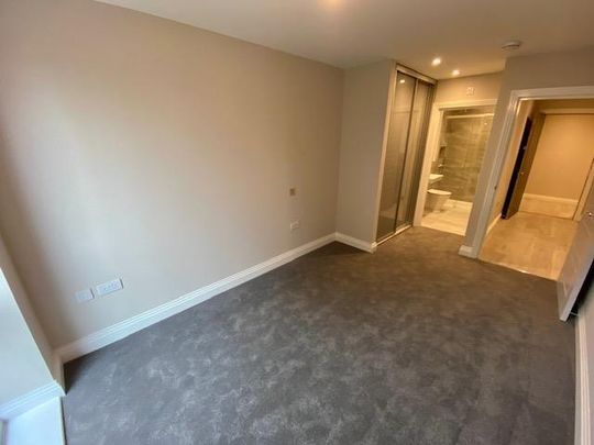 The Colonnade - Photo 1