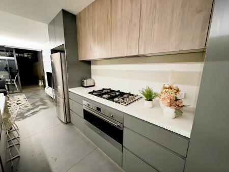 3 bed 2.5 bath - Photo 4