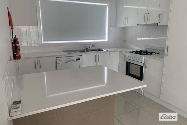 Close to Everything - Photo 1