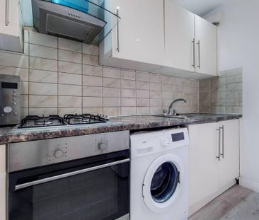 4 bedroom house to rent - Photo 2