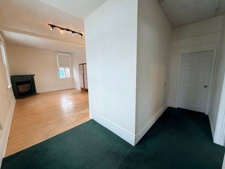 For Lease - 1 Simcoe Street Unit# UNIT C, Penetanguishene, Ontario - Photo 2