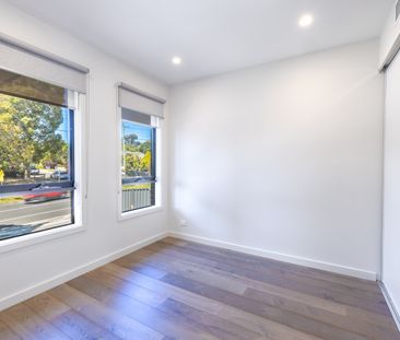 1/150 Power Avenue, Chadstone VIC 3148 - Townhouse For Rent | Domain - Photo 5