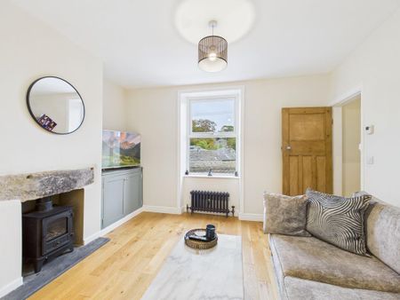 3 bedroom terraced house to rent - Photo 4