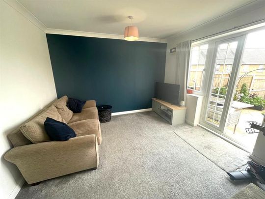 2 bedroom terraced house to rent - Photo 1