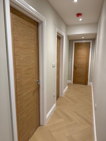 22 Bed Flat, High Road, N12 - Photo 2