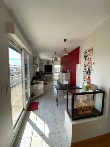 Location Appartement 5 pièces 124m² ORLEANS 45000 - Photo 2
