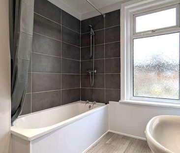 Ashton Road, Oldham, OL8 - Photo 2