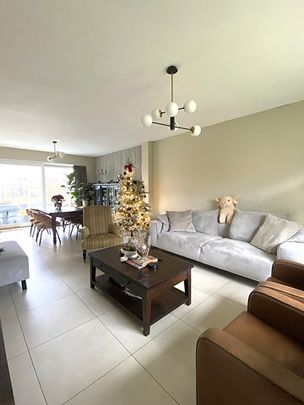 Rustig gelegen woning met 3 slaapkamers - Photo 1