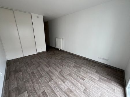 Location Appartement 1 pièce 22m² FRANQUEVILLE ST PIERRE 76520 - Photo 3