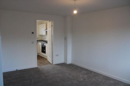 2 bed terraced house for rent in Fernieside - Photo 2