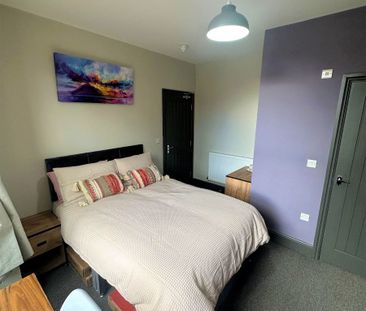 Room 1, 56 Broxholme Lane - Photo 3