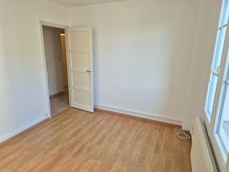 A LOUER Appartement 50000 Saint-lo 3 pièces 74.19 m2 - Photo 2
