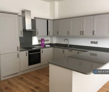 2 bedroom flat to rent - Photo 2