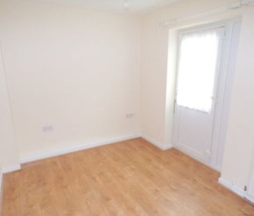 Roklis Court, Rake Lane, Upton - Photo 5