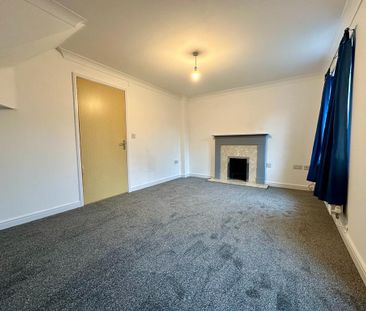 2 bedroom end of terrace house to rent - Photo 1