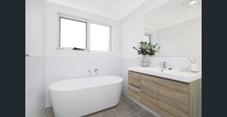 Modern & Incredibly Spacious Townhouse - Photo 3