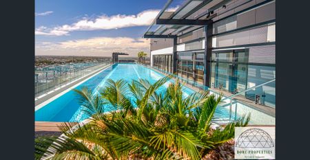 PARTIALLY-FURNISHED CITY RESIDENCE* - Photo 3