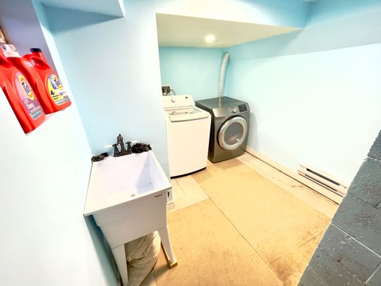 For Lease - 23 St. Paschal Court Unit# Room #1, Toronto, Ontario - Photo 1