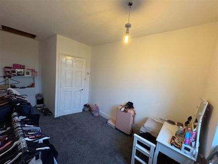 Askern Road, Doncaster, Carcroft - Photo 4