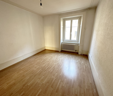 Appartement 3 pièces - Rue de la Serre 103 - La Chaux-de-Fonds - Foto 2