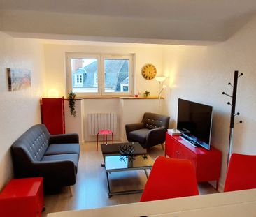 A LOUER APPARTEMENT MEUBLÉ - Photo 1