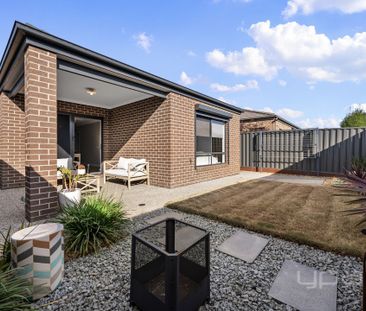 6 Willandra Boulevard, HARKNESS - Photo 1