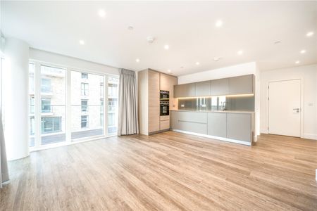 Pegler Square, Kidbrooke Village, London, SE3 9GW - Photo 4