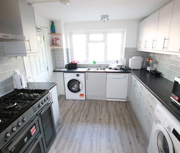 Room in a Shared House, Prince Of Wales Avenue, RG30 - Photo 6