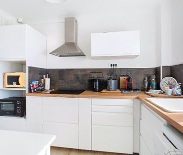 Location Appartement 4 pièces Meublé 76m² MARSEILLE 8ème - Photo 6