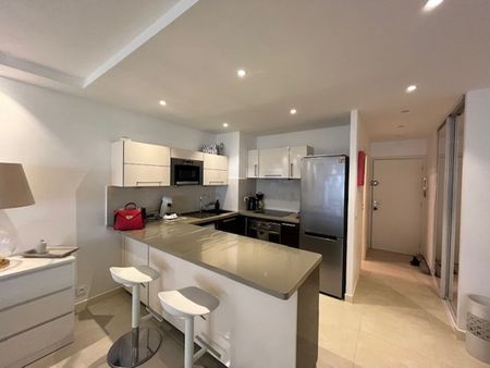 Location appartement 1 pièce, 35.11m², Juan les pins - Photo 5