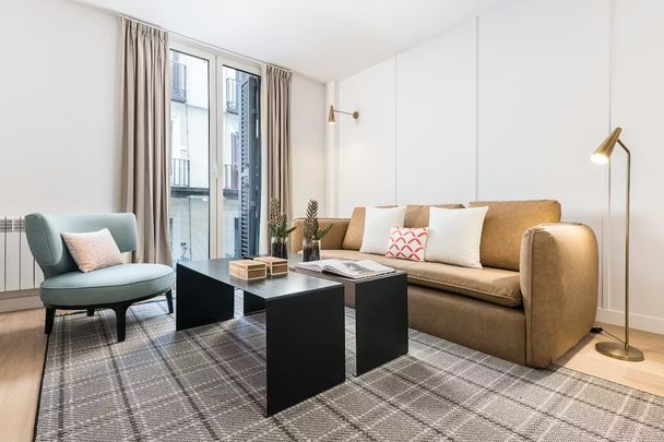 Calle Primera, Madrid, Community of Madrid 28016 - Photo 1