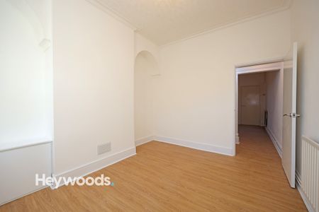 2 bed terraced house to rent in Edward Street, Stoke-on-Trent, Staffordshire - Photo 3