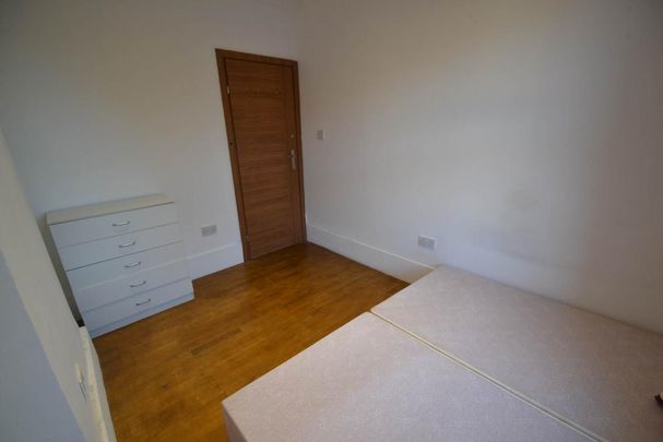 House share to rent - Photo 1