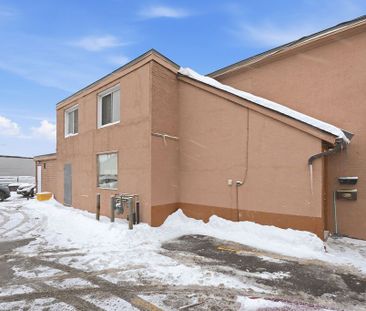 For Lease - 874 Clyde Avenue Unit# 1, McKellar Heights - Glabar Par... - Photo 3