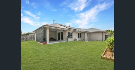 New Home for Christmas! - Photo 5