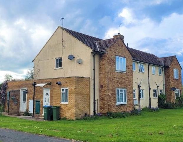 Rutherford Road, Aylesbury - Photo 1