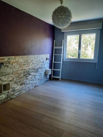 Location Appartement 5 pièces 101m² ORVAULT 44700 - Photo 4