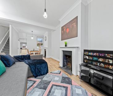 3 Bed Semi-Detached House, Vansittart Road, E7 - Photo 3