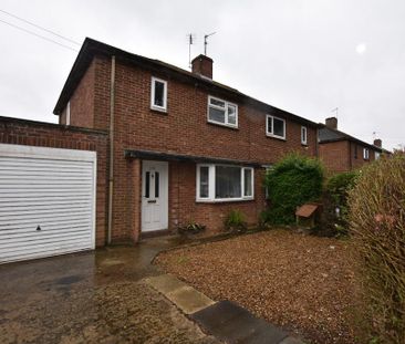 2 bedroom semi-detached house to rent - Photo 2