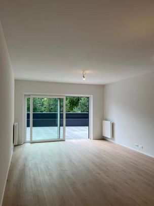 Appartement te huur - Photo 1