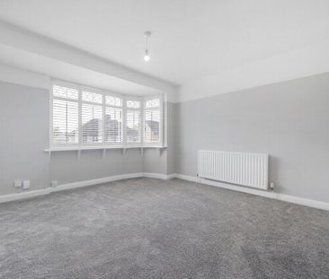 2 bedroom maisonette to rent - Photo 2